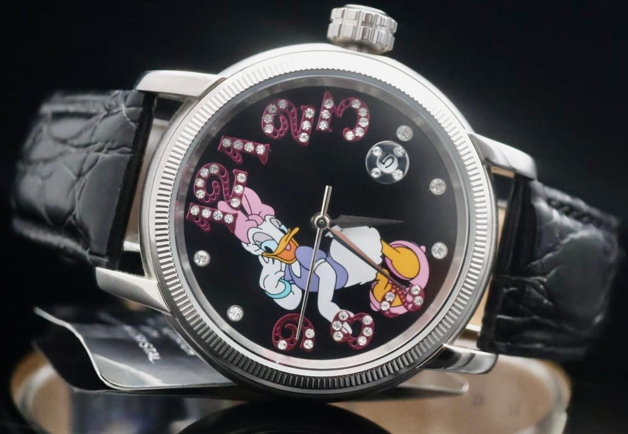 Disney Automatik Uhr Limitierte Edition Daisy Sammlerstück Retro VINTAGE Schwarz1